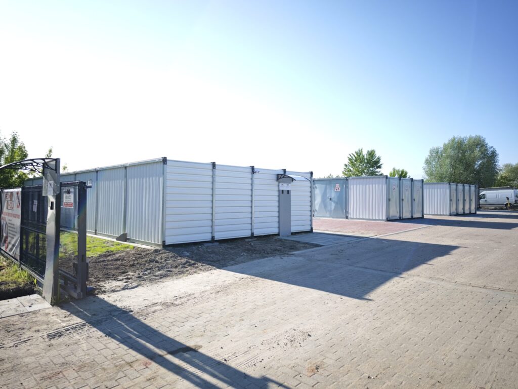 Jak bezpiecznie i wygodnie przechowywać swoje rzeczy? Odkryj nowoczesne rozwiązania self storage